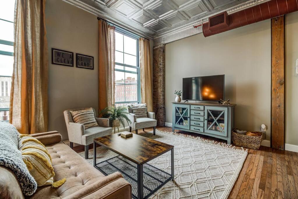 Good Vibes Loft - Dt Cle Walk To All The Stadiums Cleveland Dış mekan fotoğraf